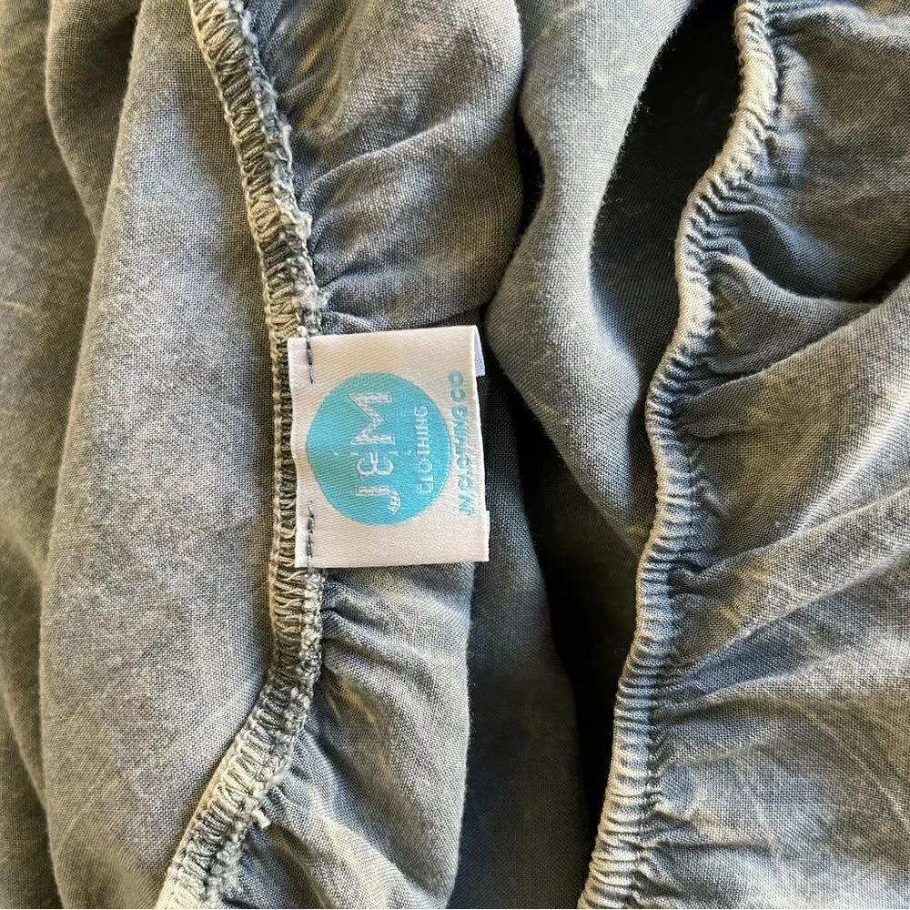 EUC J&M Clothing faded denim blouse with 3/4 sleeve with antique lace accent. - Picture 5 of 5